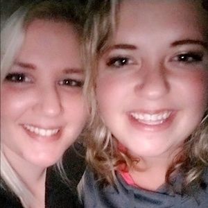 Meet your Posher, April